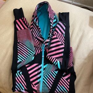 NWOT IVIVVA Multicolor heavy zipped sweatshirt size 14 great condition